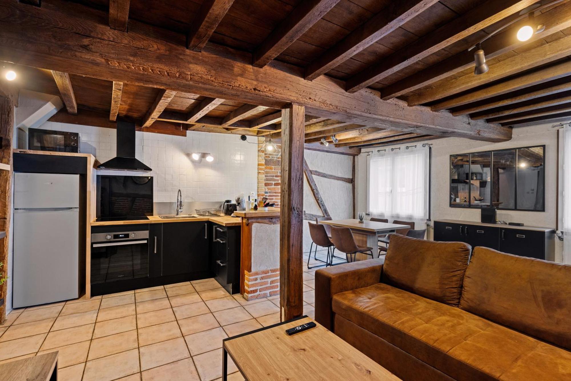 Les Chambres Tonics Montrevel-en-Bresse Exterior photo